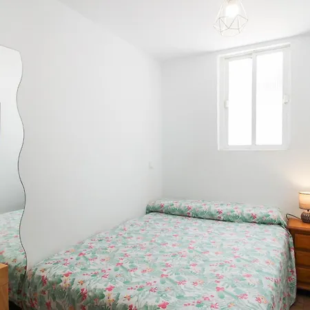 Amazing In With Kitchenette *